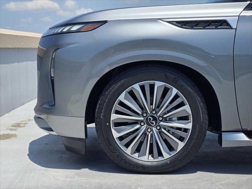 2025 INFINITI QX80 SENSORY AWD