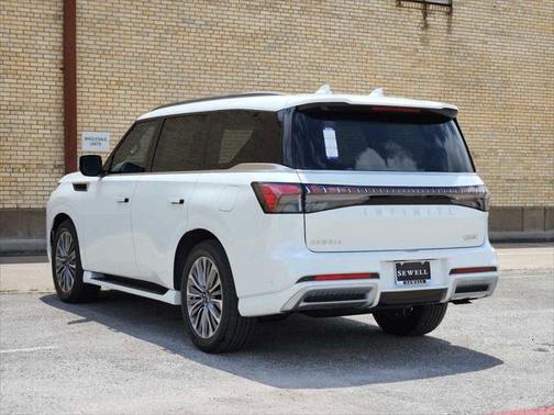 2025 INFINITI QX80 Luxe