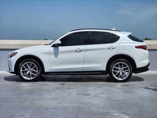 2018 Alfa Romeo Stelvio Ti Sport