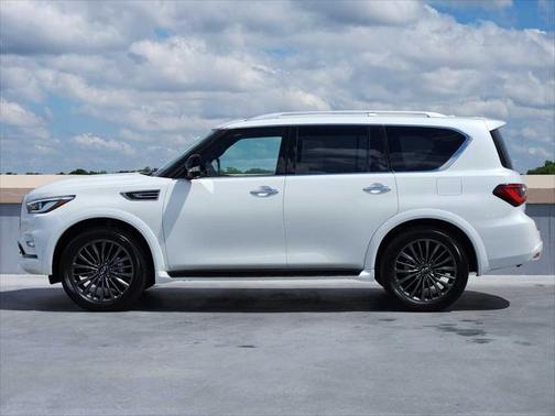 2024 INFINITI QX80 SENSORY AWD