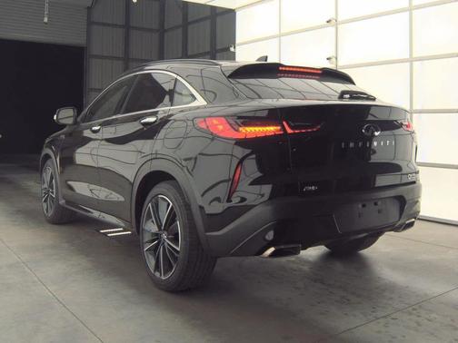 2025 INFINITI QX55 ESSENTIAL