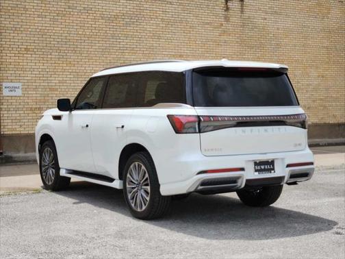 2025 INFINITI QX80 Luxe