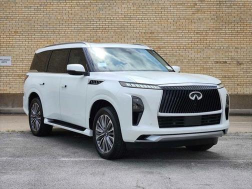 2025 INFINITI QX80 Luxe