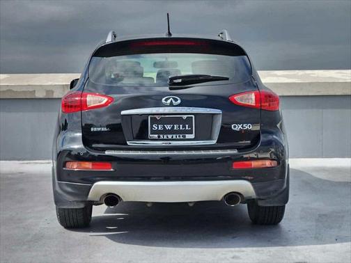 2016 INFINITI QX50 Base