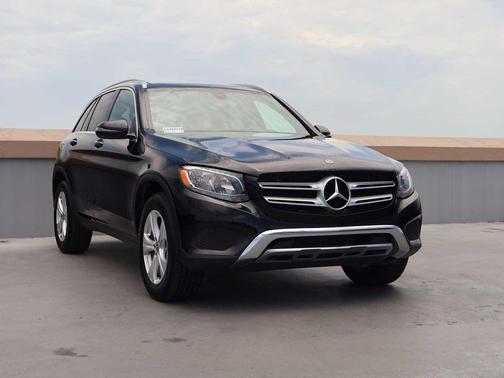 Black 2018 Mercedes-Benz GLC 300 Base
