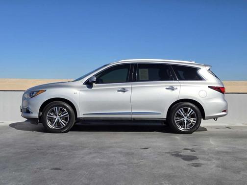 2018 INFINITI QX60 Base