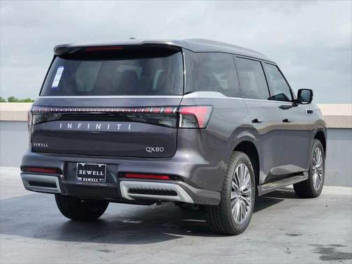 2025 INFINITI QX80 Luxe