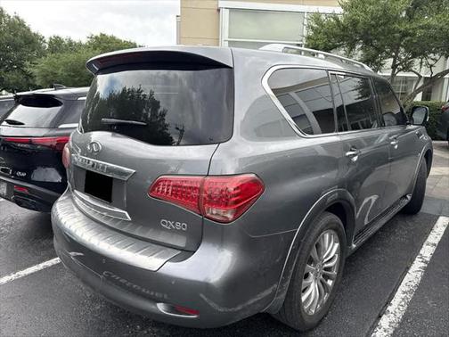 2017 INFINITI QX80 Base