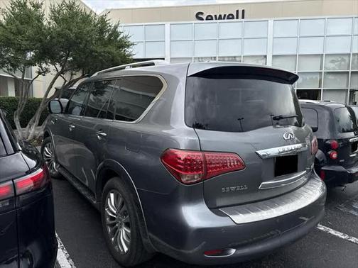 2017 INFINITI QX80 Base