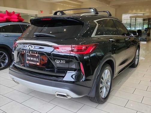 2025 INFINITI QX50 Luxe AWD
