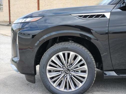 2025 INFINITI QX80 SENSORY AWD