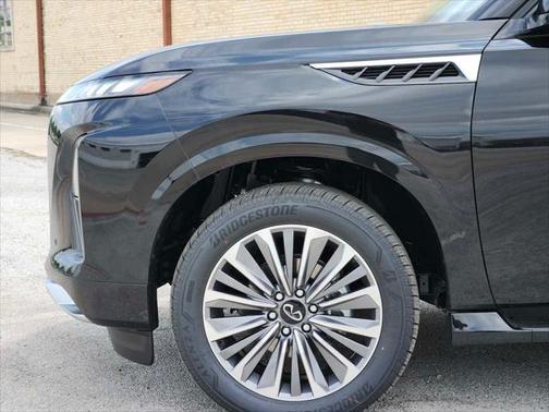 2025 INFINITI QX80 SENSORY AWD