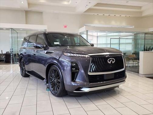 2025 INFINITI QX80 Luxe