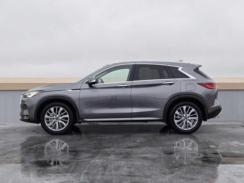 2024 INFINITI QX50 LUXE