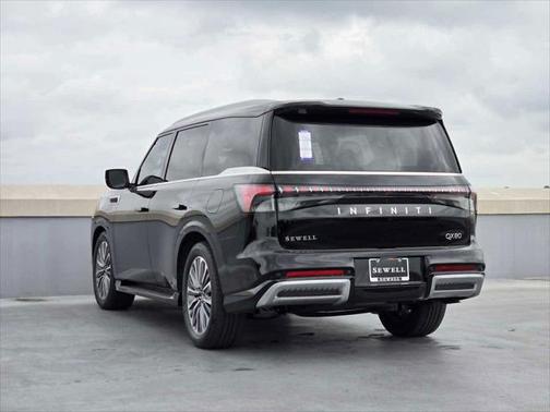 2025 INFINITI QX80 Luxe