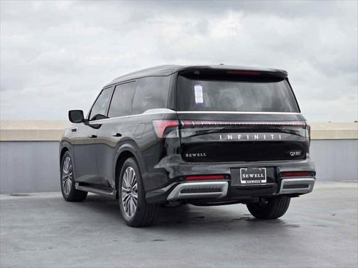 2025 INFINITI QX80 Luxe