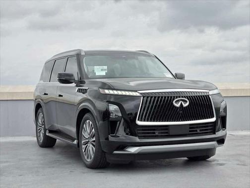 2025 INFINITI QX80 Luxe
