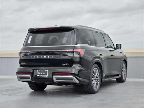 2025 INFINITI QX80 Luxe