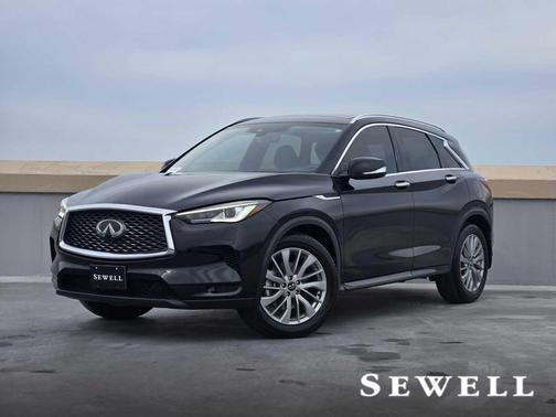 2023 INFINITI QX50 LUXE