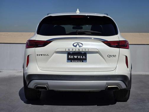 2021 INFINITI QX50 ESSENTIAL