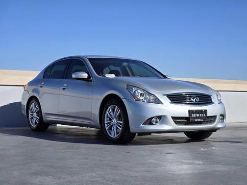 2013 INFINITI G37 Journey
