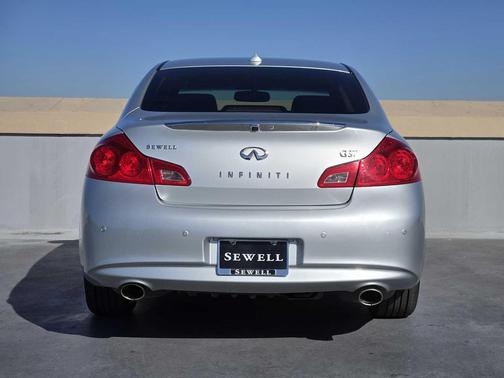 2013 INFINITI G37 Journey