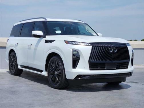 2025 INFINITI QX80 Luxe