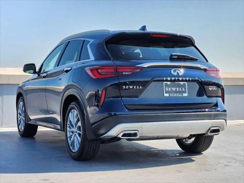 2024 INFINITI QX50 LUXE