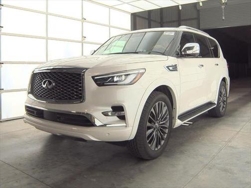 2024 INFINITI QX80 SENSORY AWD