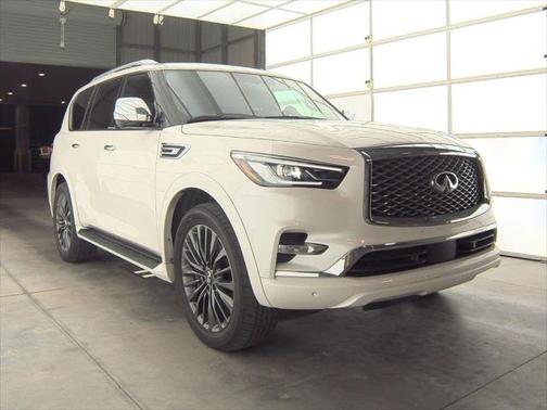 2024 INFINITI QX80 SENSORY AWD