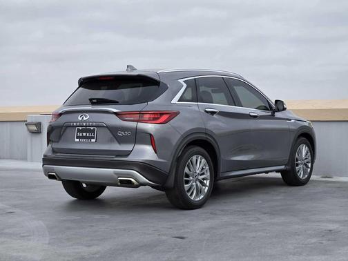 2023 INFINITI QX50 LUXE