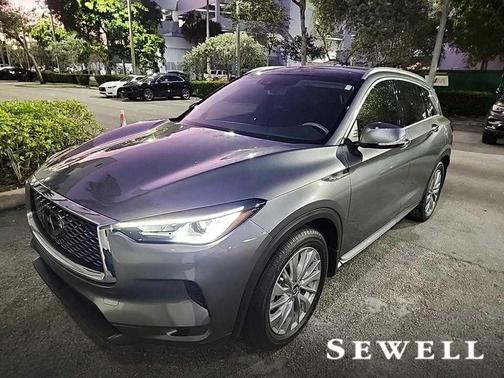 2023 INFINITI QX50 LUXE