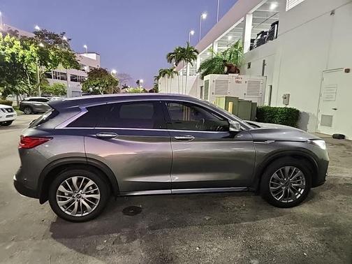 2023 INFINITI QX50 LUXE