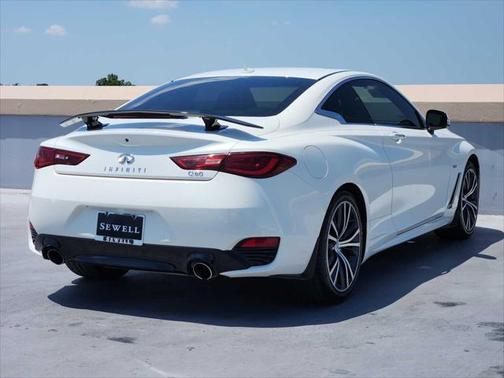 2018 INFINITI Q60 2.0t LUXE