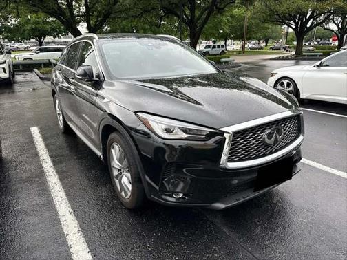 2022 INFINITI QX50 LUXE