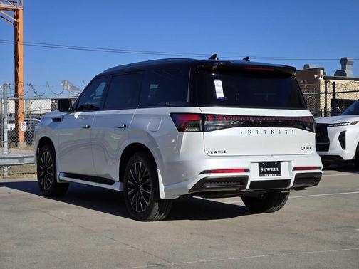 2026 INFINITI QX80 AUTOGRAPH AWD