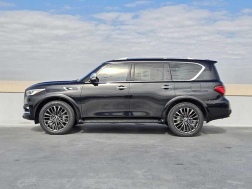 2023 INFINITI QX80 SENSORY AWD