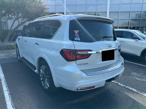 2018 INFINITI QX80 Base