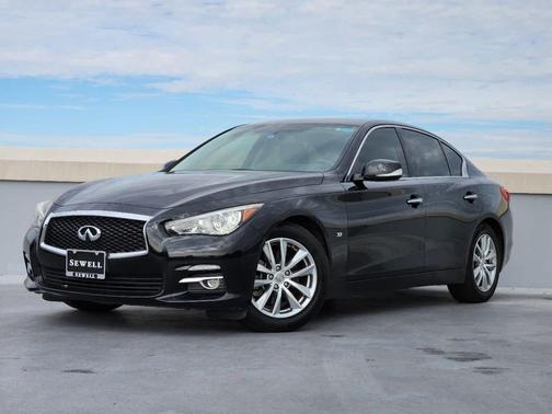 2015 INFINITI Q50 Premium