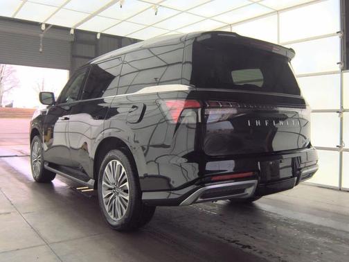 2025 INFINITI QX80 SENSORY AWD