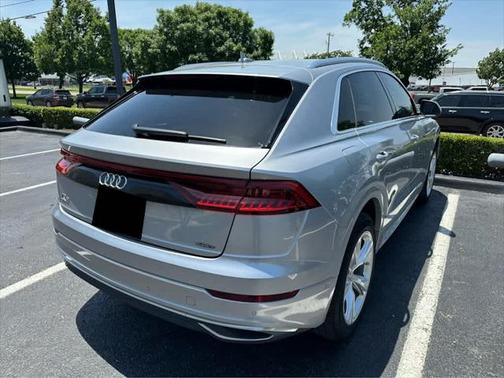 2022 Audi Q8 55 Premium