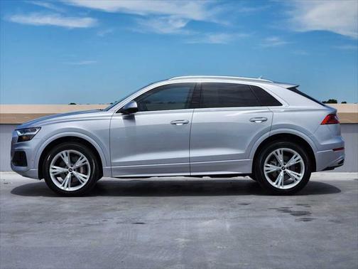 2022 Audi Q8 55 Premium