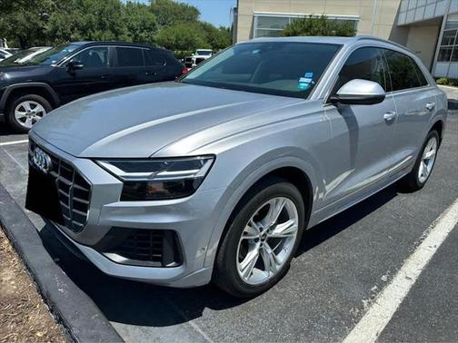 2022 Audi Q8 55 Premium