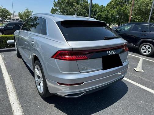 2022 Audi Q8 55 Premium
