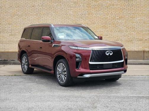 2025 INFINITI QX80 Luxe