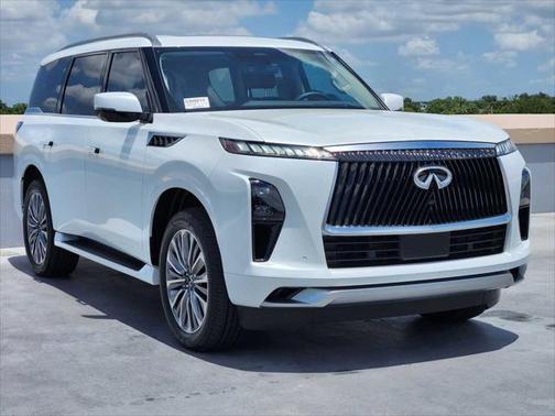 2025 INFINITI QX80 Luxe