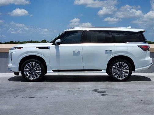 2025 INFINITI QX80 Luxe