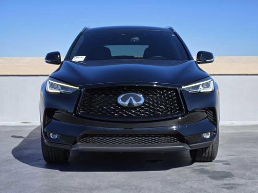 2022 INFINITI QX50 LUXE