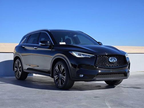 2022 INFINITI QX50 LUXE