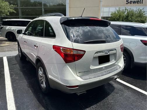 Stone White 2012 Hyundai Veracruz Limited